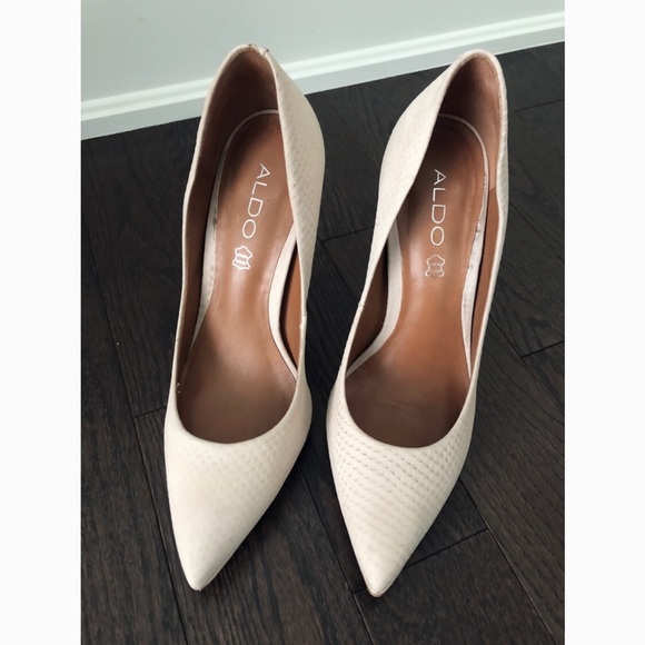 Aldo Nude Pumps - Picture 5 of 8